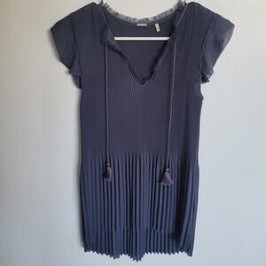 Eli Tahari Women's XS Navy Blue Pleated Flutter Sleeve Fringe Top Blouse Tunic
